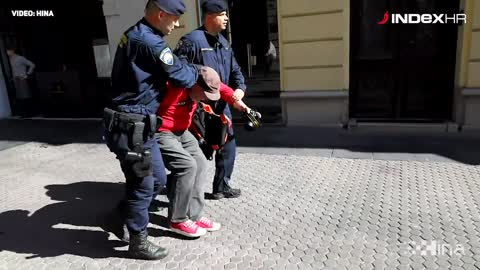 Policija privela fotoreportera Željka Jelenskog