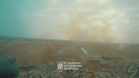 Incredible Footage of Ukrainian Armored Assault