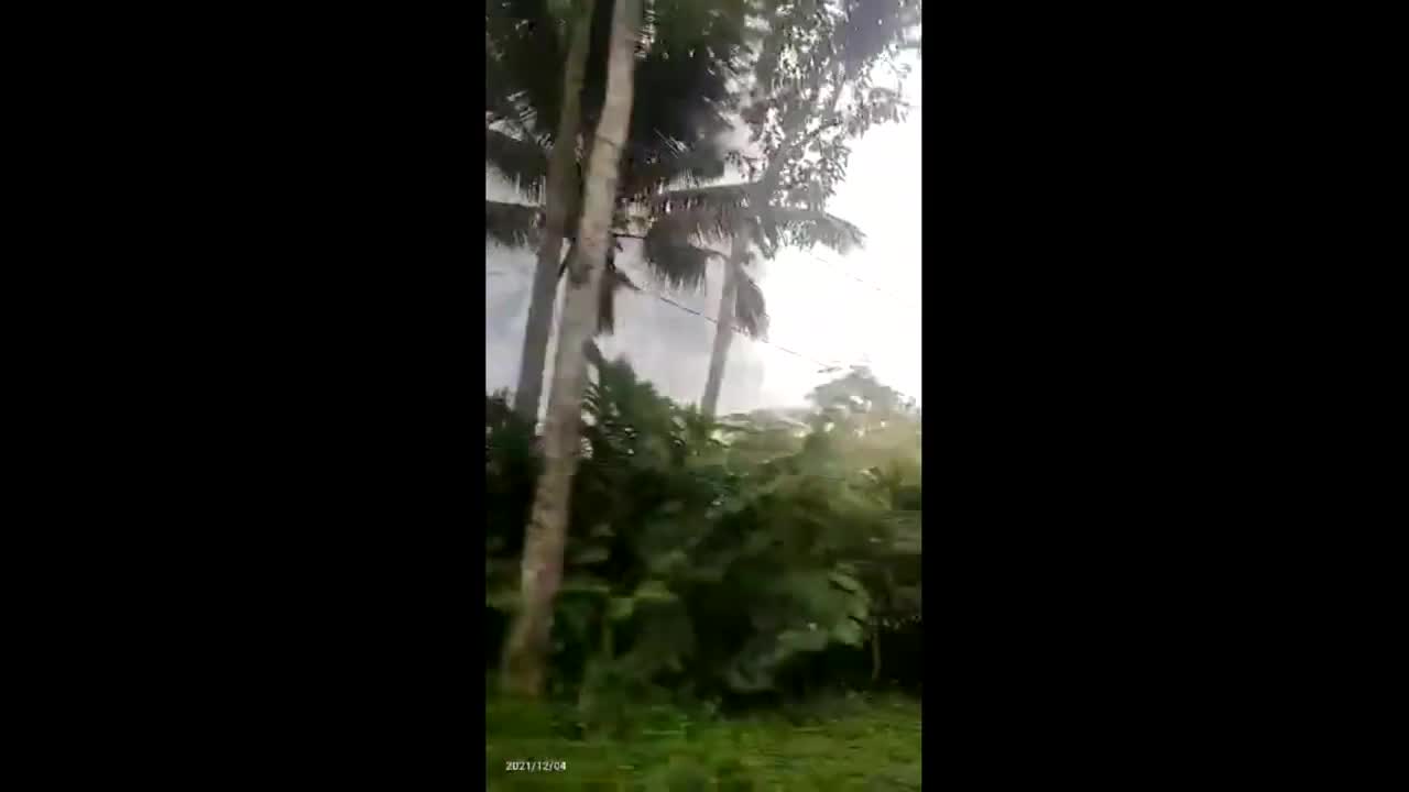 Volcanic eruption in Indonesia!