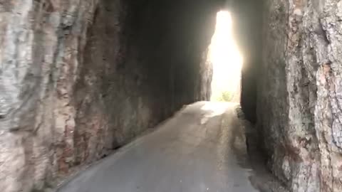 Needle eye tunnel (South Dakota)