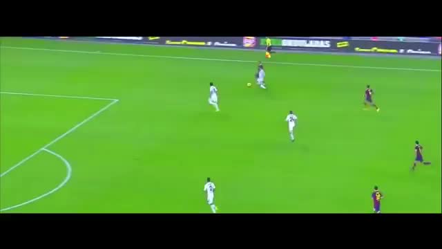 Dani Alves humiliates Cristiano Ronaldo