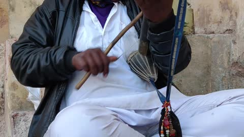 This unique instrament sounds so cool