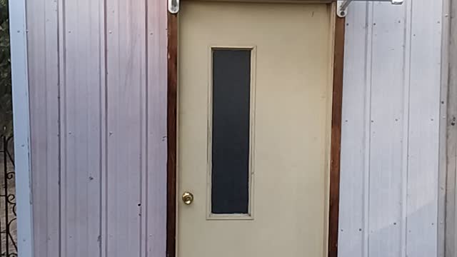 Garage lean free tin