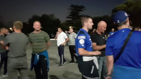 Okupljanje navijača Dinama pred Fenerbahče