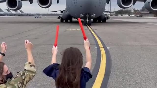 Military Cominghome Suprices | Soldiers Welcome Home Suprice | Nobody knows he's Coming Back