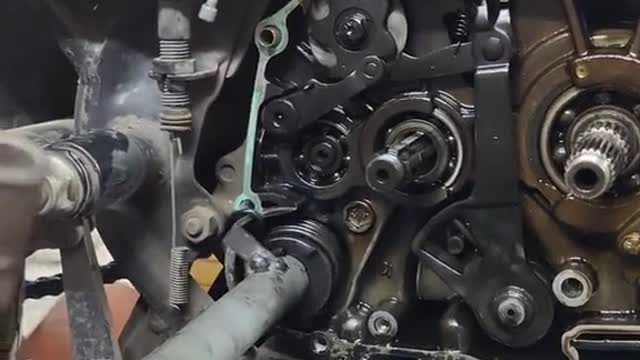 Automobile parts repair repair engine