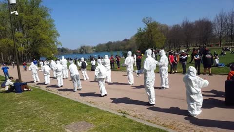 Les Masques Blancs Lyon au Parc de la tete d'or le 3 Avril 2021