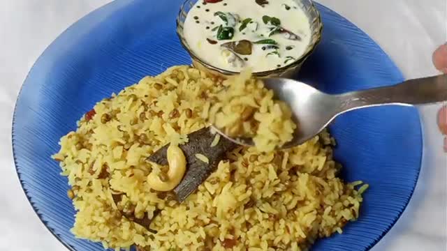 ଗୋଟା ମୁଗ ଖେଚୁଡ଼ି | Green moong khichidi | Green moong rice recipe |