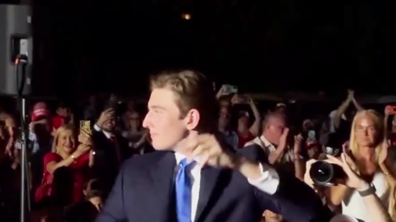 STOP IT!!!😂😂😂