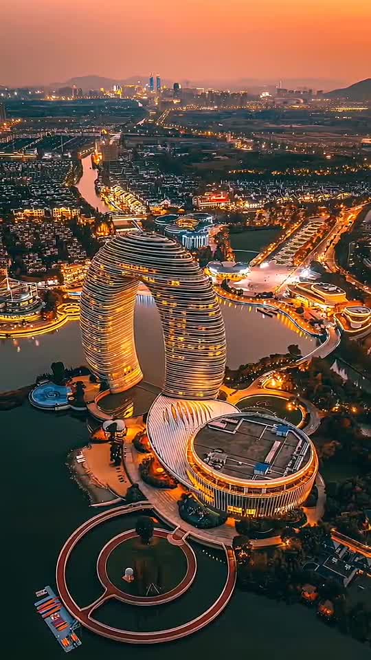 Guess the Beautiful City Name.