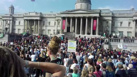 London Lockdown Protest: 19th September 2020 - Part 1 The Crowd at Trafalgar Square