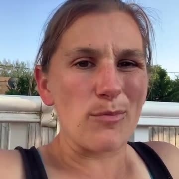 Lib Mom Tells the World Why She Won't Comfort Her Crying "White Girl" Child