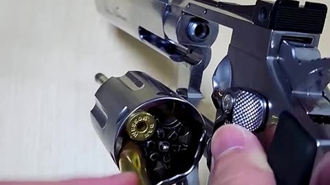 ASMR 4K “Dan Wesson Revolver cal.6mm”