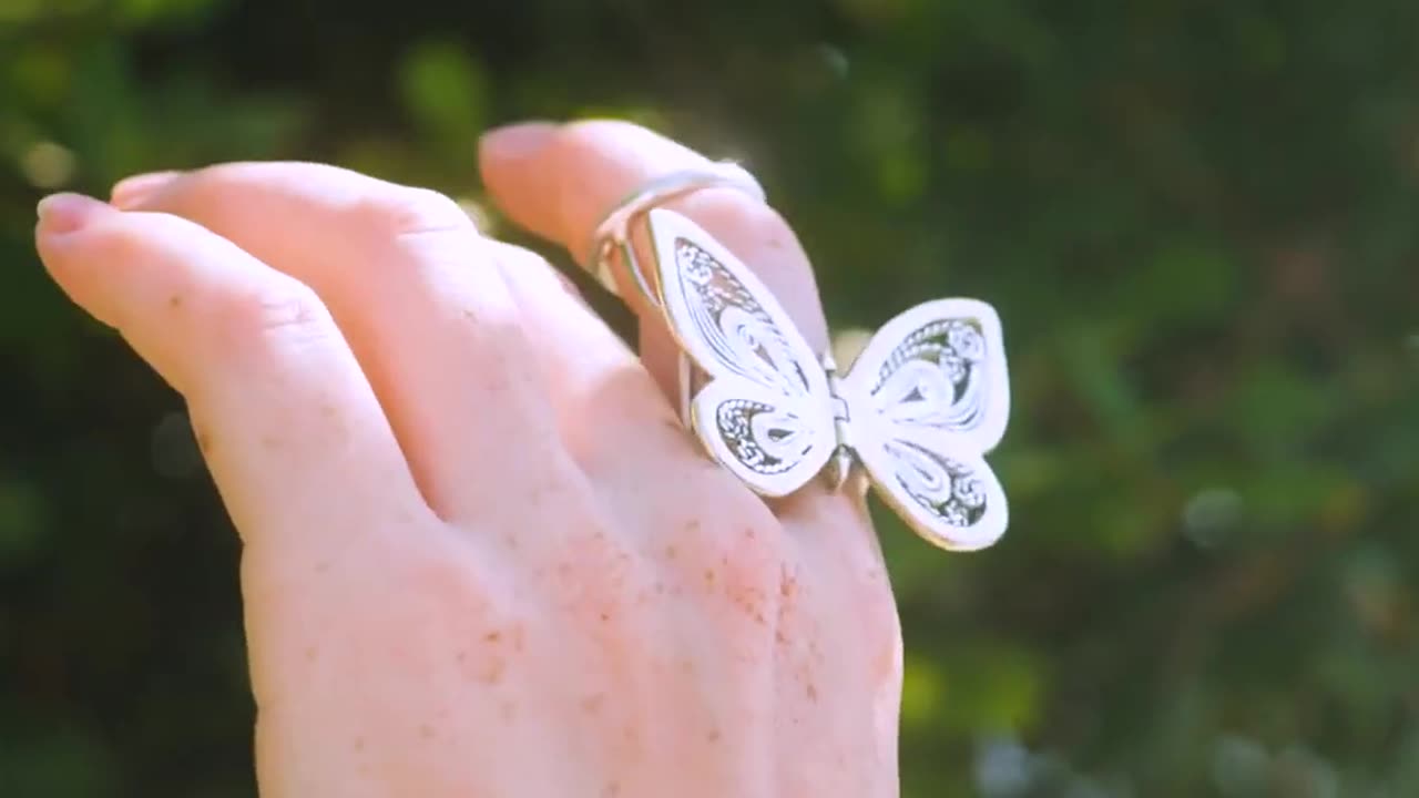 Butterfly inspired ring 😍