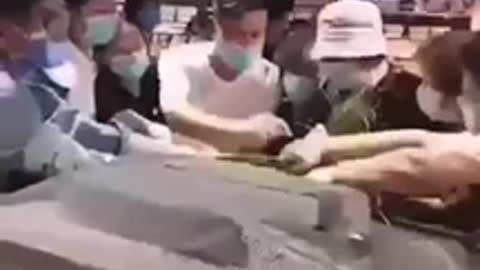 Compete and Struggle to get foods in China