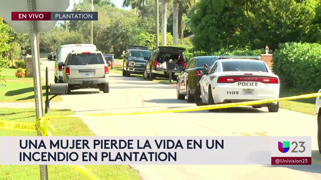 Policía investiga muerte de una mujer tras incendio en una casa de Plantantion