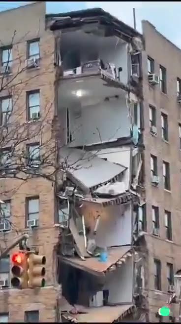 6-story building partially collapsed in the Bronx, NYC