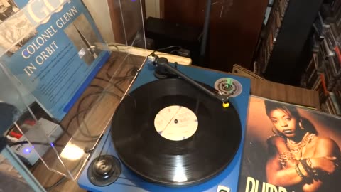 Vinyl artifact: Technotronic Pump up the Jam (1989)