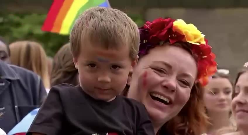 In London, the gay pride parade gathered 1 million people