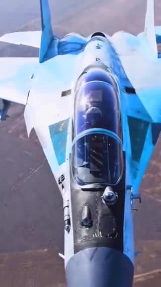 ΤΙ ΚΟΙΤΑΕΙ Ο ΠΟΥΤΙΝ???????