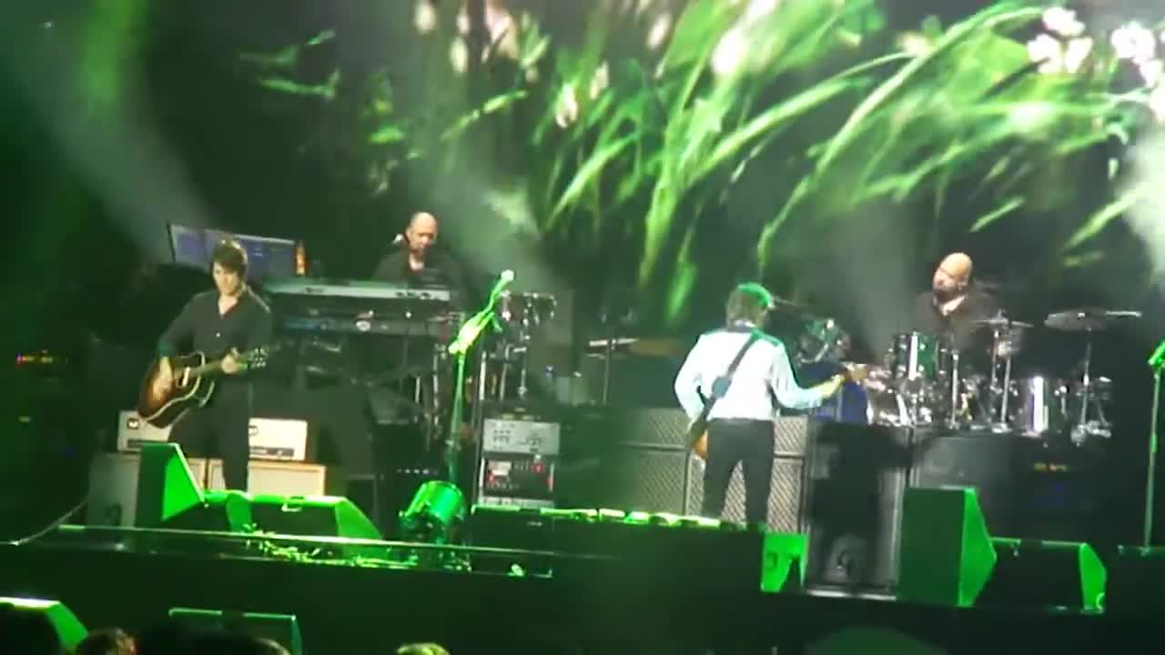 Paul McCartney Live Carrier Dome ,A Day In The Life