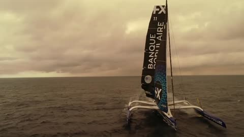 Sous L'orage À 40 Noeuds - Maxi Banque Populaire Xi