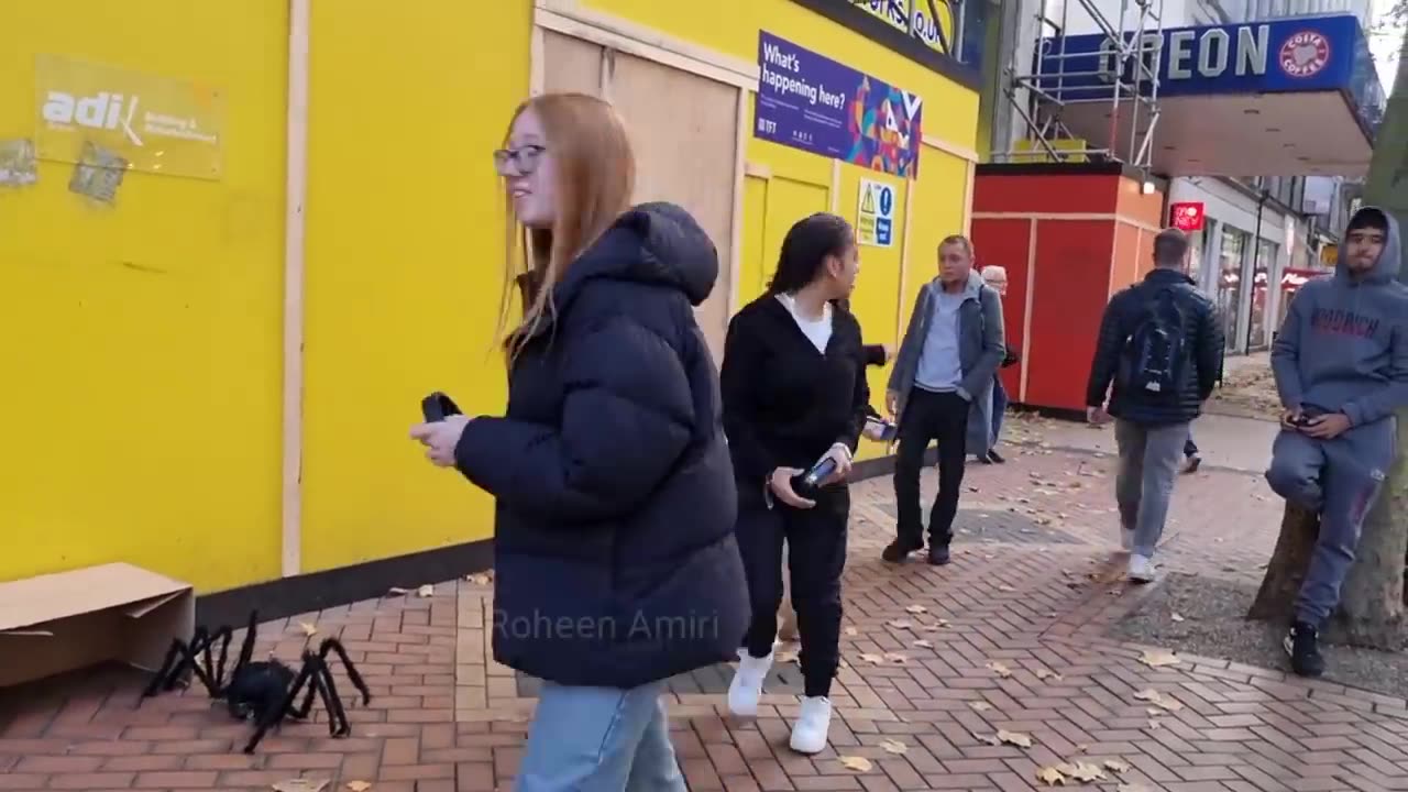 Giant Spider prank in UK