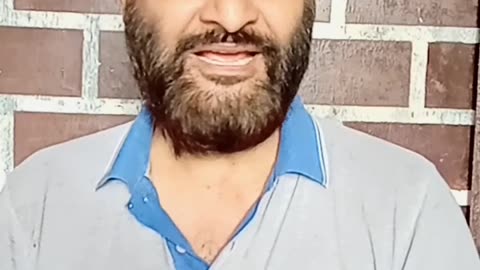 झण्डे प चाँद, चाँद प झण्डे का फर्क है