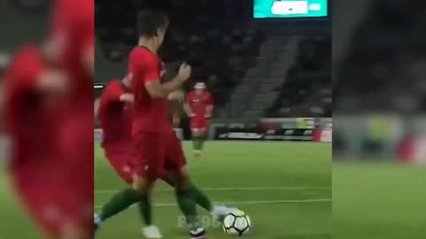 Funny Soccer Football Vines 2021 ● Goals l Skills l Fails #30