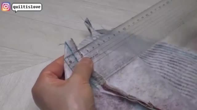 Measure And Mark The Size Of The Cloth