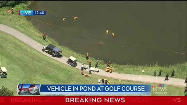 Driver missing after golf cart crashes into pond in Richmond Hill