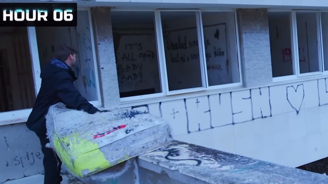 I survived 7 days in an abandoned city part 1