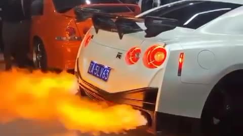 Nissan gtr flames.. exhaust