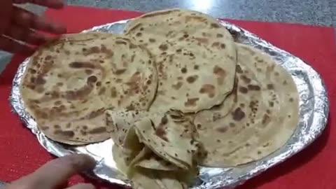 Classic Indian Dish: Lachha Paratha (English Version) (Watch & Prepare)