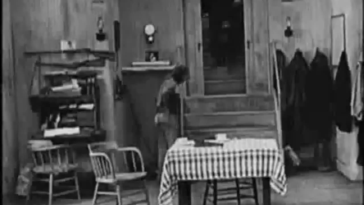 Buster Keaton in The Love Nest (1923) - Full movie