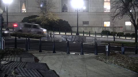 0681USCG00SWDrivenearRHOBTaxiStnd_2021-01-05_06h19min44s957ms.mp4
