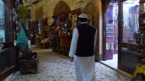 Visit the Souq Waqif in Doha Qatar