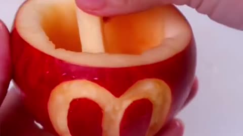 How Chinese Mom trick her kids to eat apples, their reactions…