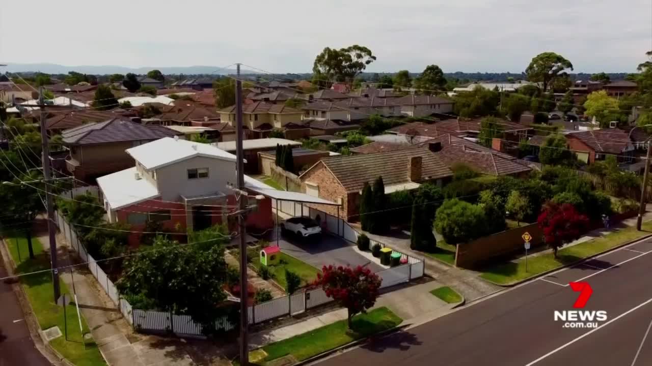 Real estate experts predict Melbourne property prices are set to bounce back _ 7NEWS