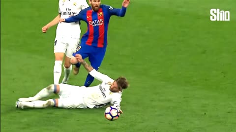 Trying to stop messi with fouls is stupid 🥵