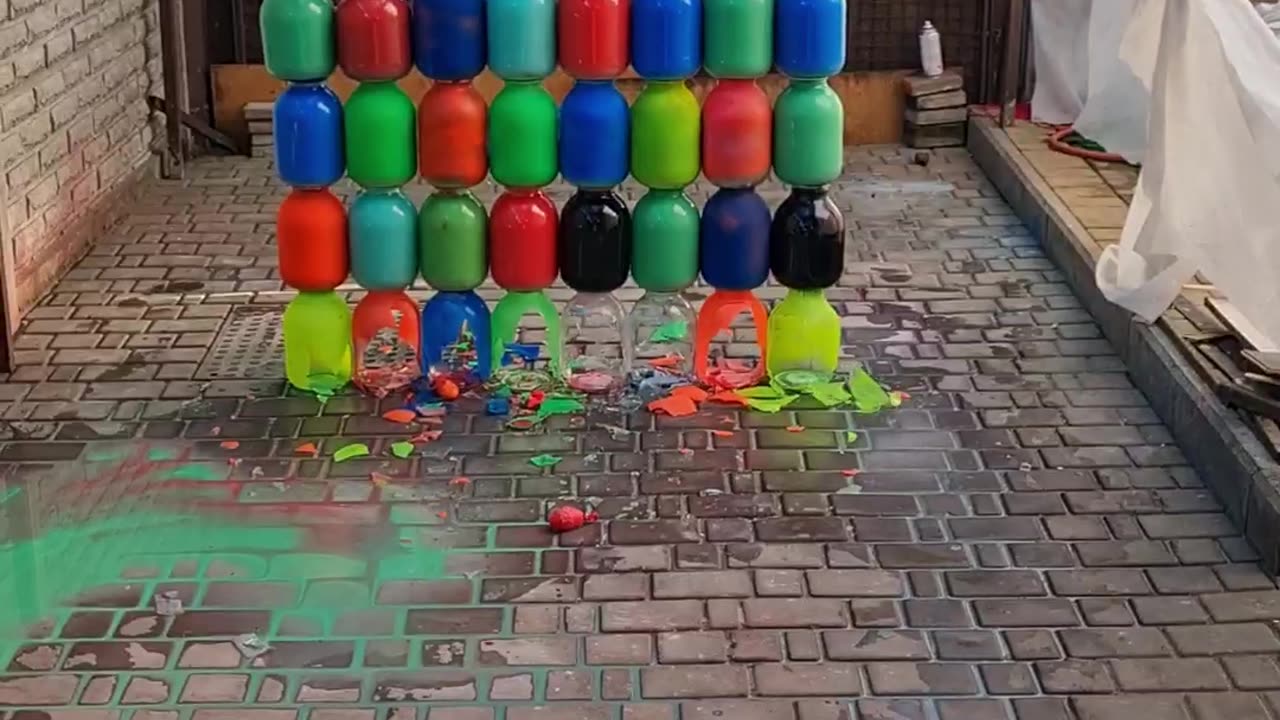 Colourfull bottles.🤩