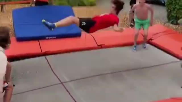 World record 8 flips in the air 💪💪💪💪💪💪💪🏆🏆
