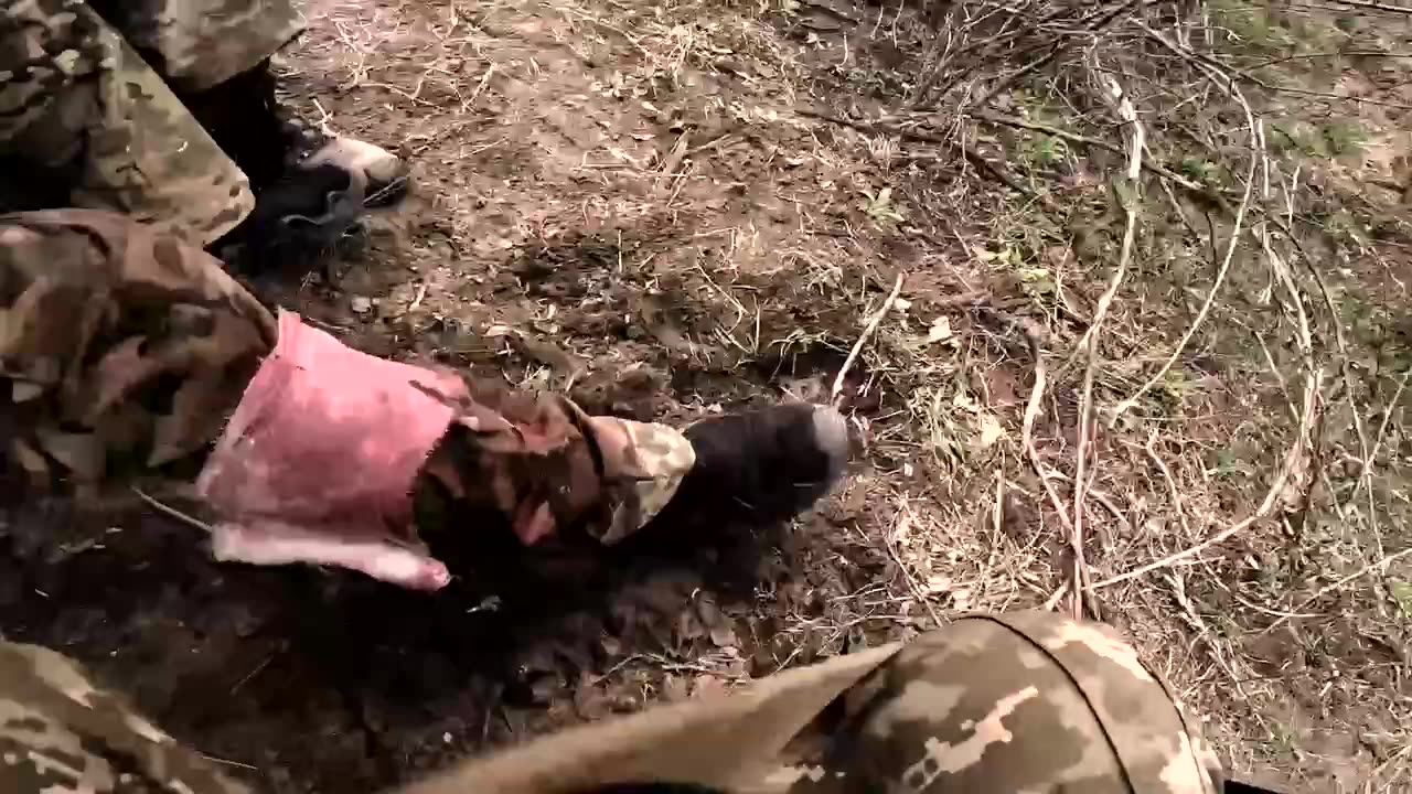 POV from the UAF being shelled and trying to save a comrade