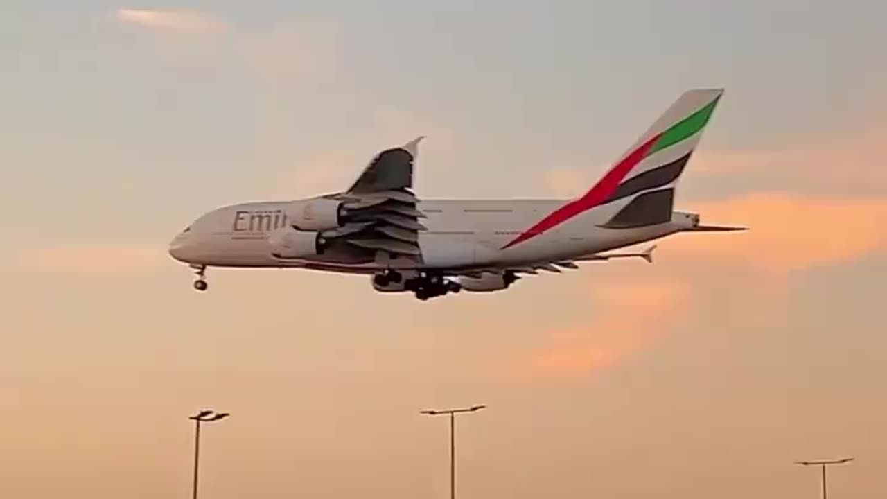 Emirates Airline Landing View Look Beautiful #Tiktok