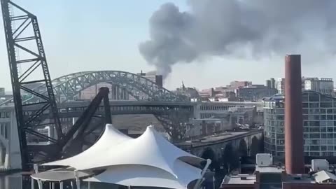 CLEVELAND, OHIO MASSIVE FIRE WITH EXPLOSIONS