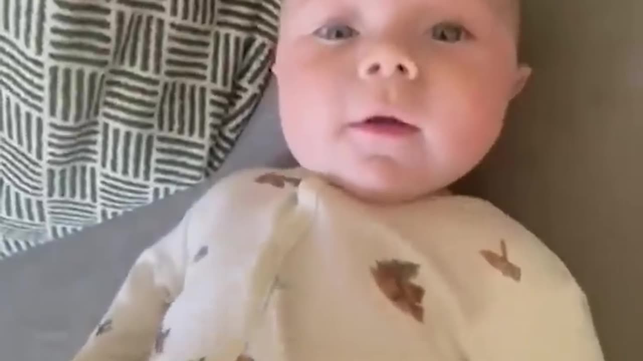 Funny videos - Baby Says First Words