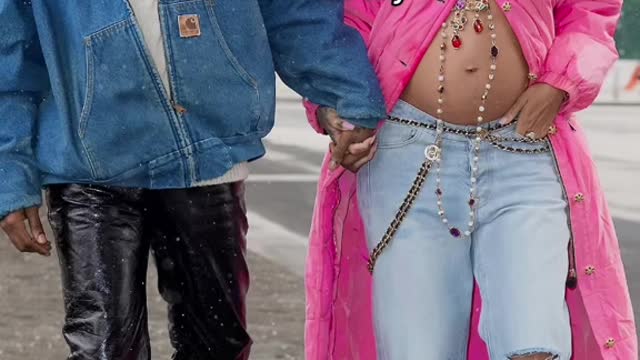 Rihanna is officiallya mom