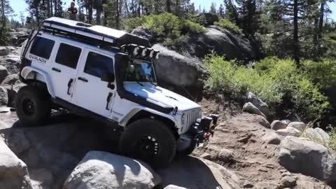It's very scary to be out in the mountains in an SUV#outdoors @@@ 21