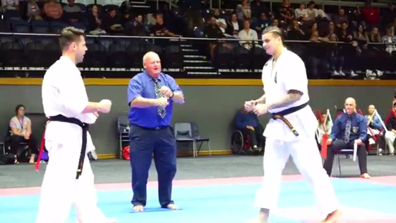 AMAZING FIGHT KYOKUSHIN KARATE | REAL FIGHT