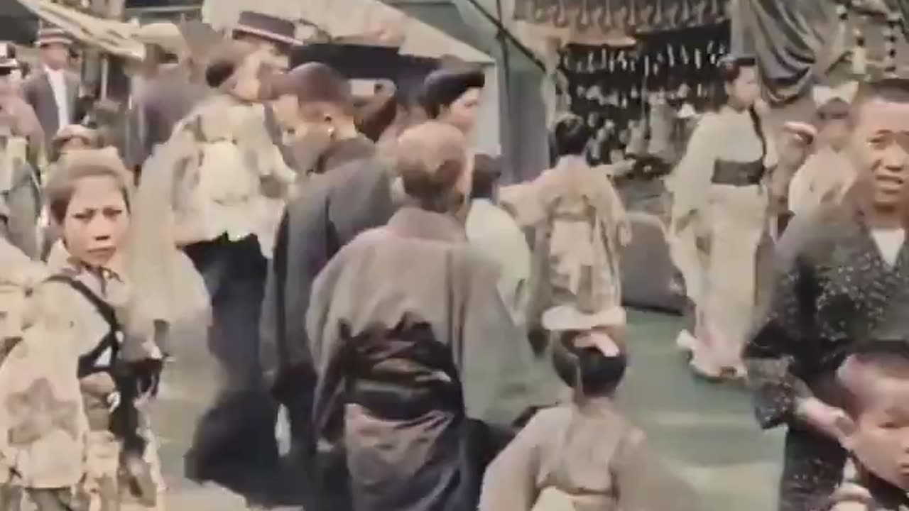 Streets of Tokyo, 1913-1915